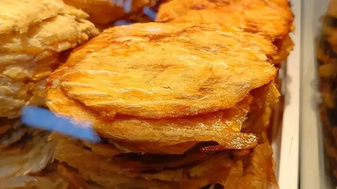 大连咸鱼饼子：北纬39°的海滨味道