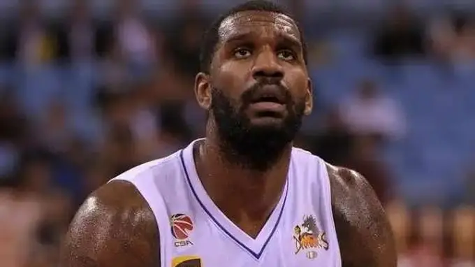 前NBA球星奥登中国行半年入账百万美金 赛场日常竟靠整包烟提神