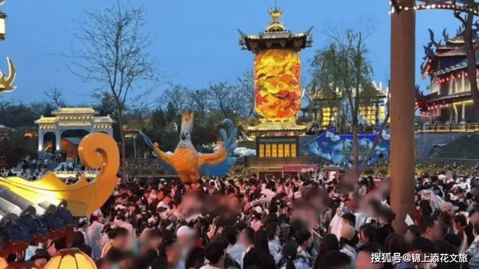 夜经济文化赋能的核心抓手：活化在地文脉打造沉浸式夜间体验