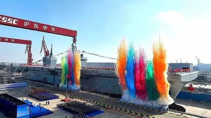 全球最大无人机航母即将服役 中国近防火力密度跻身世界前列