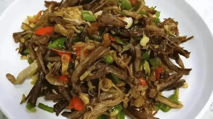 手撕卤牛肉炒辣椒 佐酒硬菜轻松做