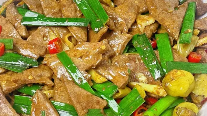 自带“黄体酮”的3种菜,女人要多吃,脸色红润了,人也显年轻