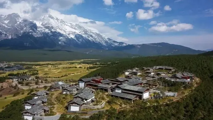 暑期民宿热榜出炉,丽江跻身全国前十,更成外国游客“心头好”