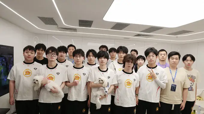 WB3-0AG，听悦力压长生，昭珏KDA25，一笙备受称赞