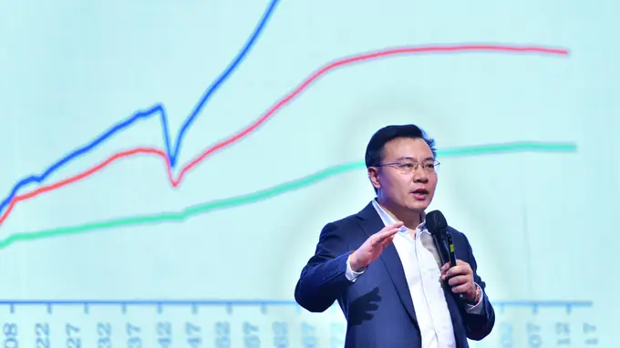 任泽平“付费群”风波升级:VIP会员吐槽“跟着买什么亏什么”,课程已更换方式
