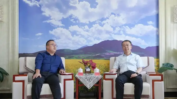 李兴华会见中国旅游集团有限公司中旅国际总经理助理杜长辉一行