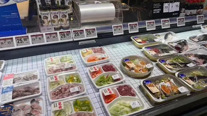 济南市民餐桌新宠:“快手菜”销量猛增