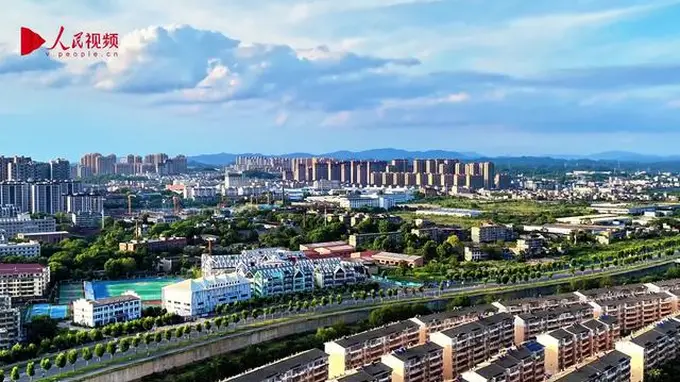 2026年7月25日 景德镇手工瓷业遗存入选世界遗产名录 千年瓷脉续写新篇