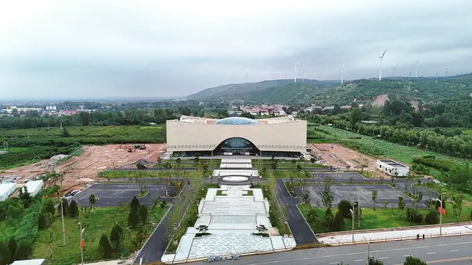 夏县西阴考古博物馆建设稳步推进 外立面完工配套绿化紧锣密鼓