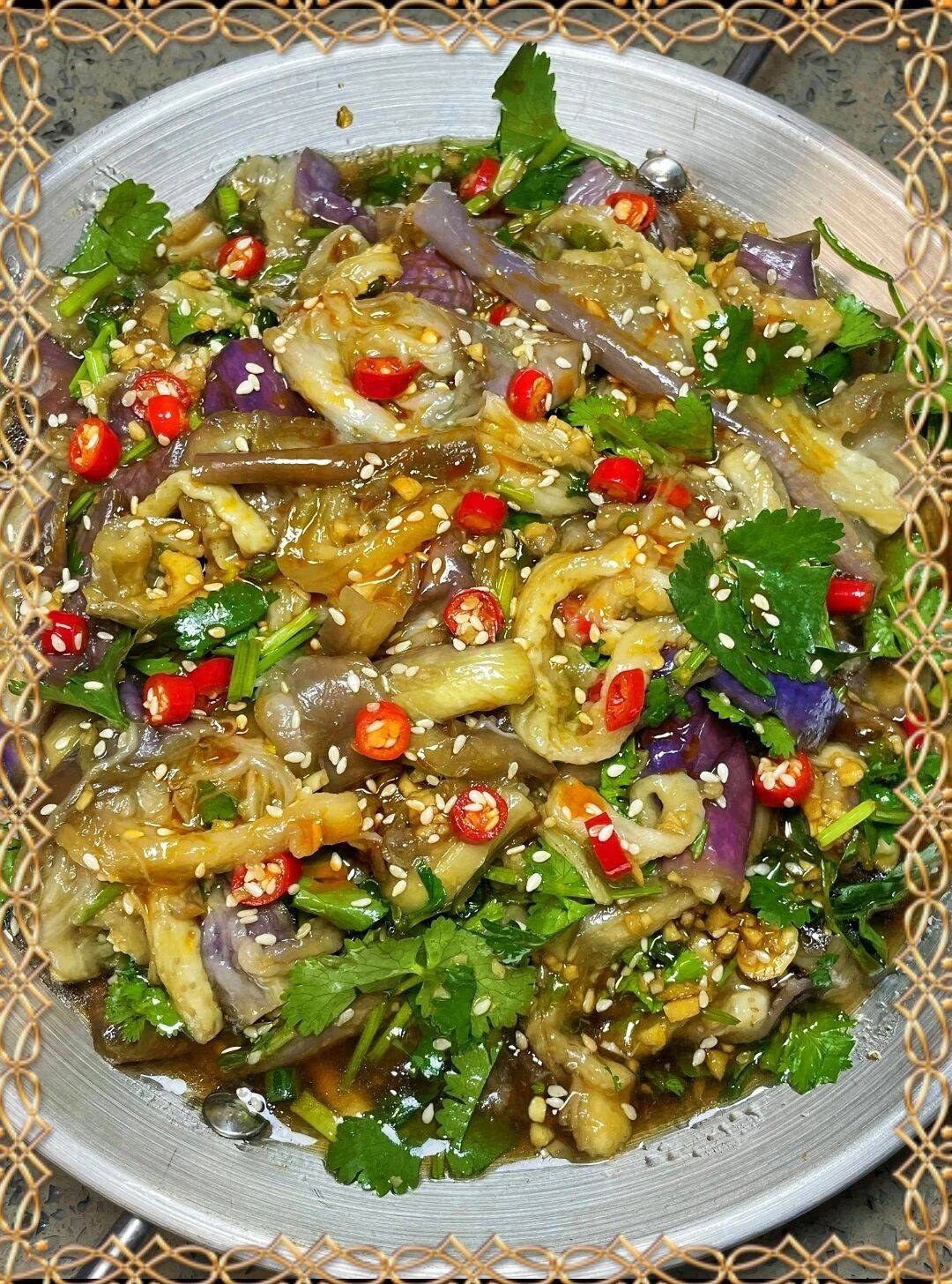 茄子的"公敌"，再爱也不可同食！越吃毛病越多，要注意了