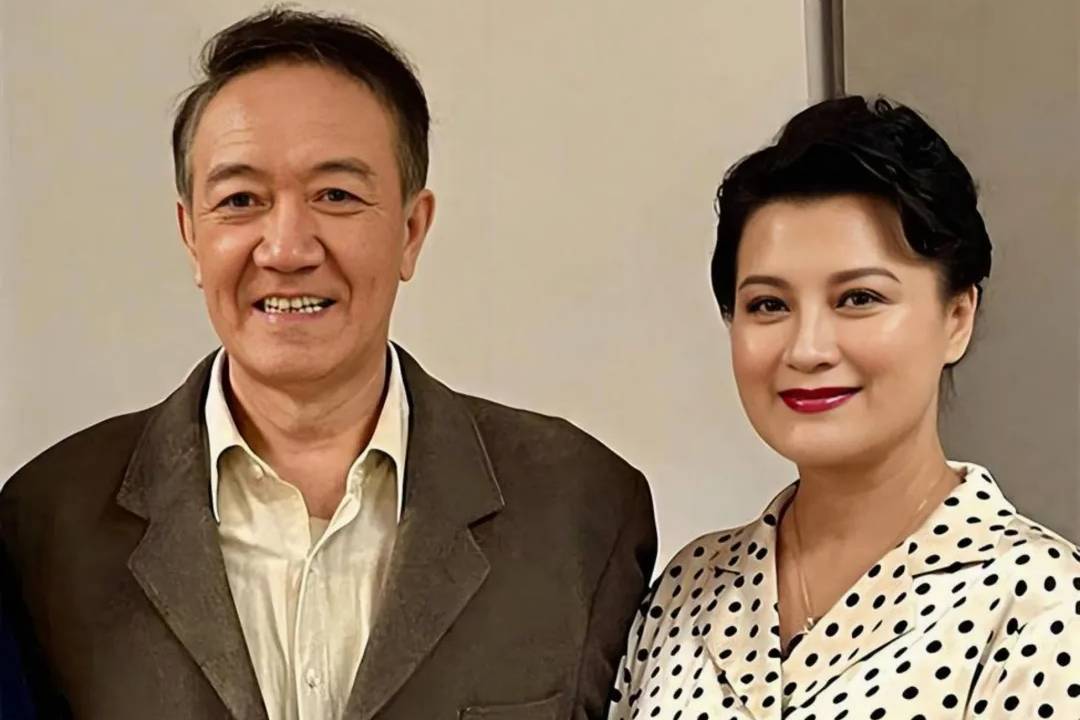54岁史兰芽近况曝光！与刘斌离婚后嫁给李幼斌，如今婚姻生活很幸福