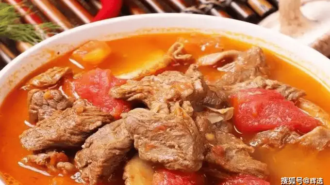番茄焖牛肉,一道让全家抢着舔盘子的硬菜