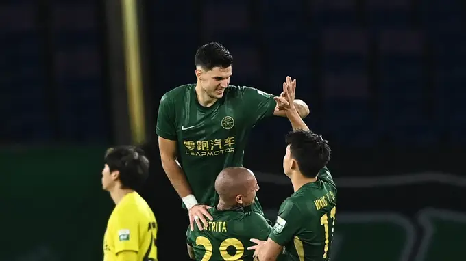 中超-米特里策传射陶强龙替补绝杀 浙江3-2海牛
