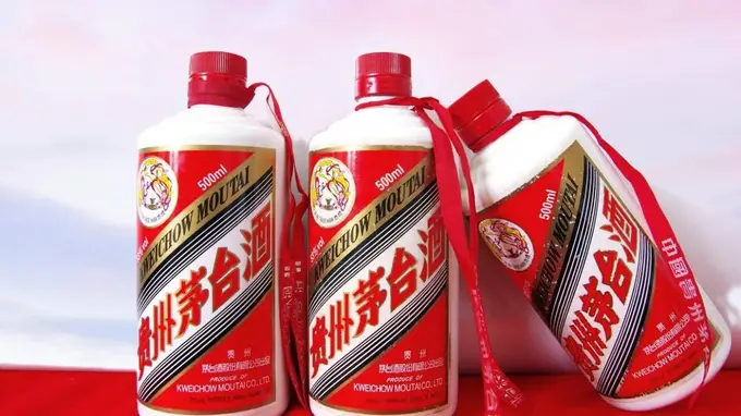 白酒反攻，从茅台涨价开始