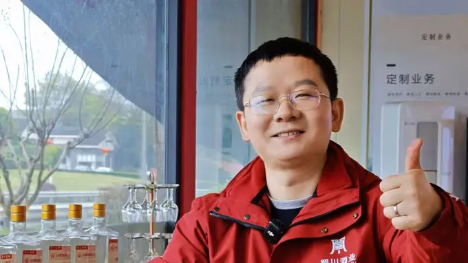 白酒行业稀缺人物IP，中国原酒王・鼎兼顾传承与产业新思考