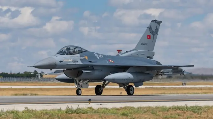 土耳其确定向爱沙尼亚部署F-16 普京签发总统令 俄任命新任驻朝鲜大使强化东方布局