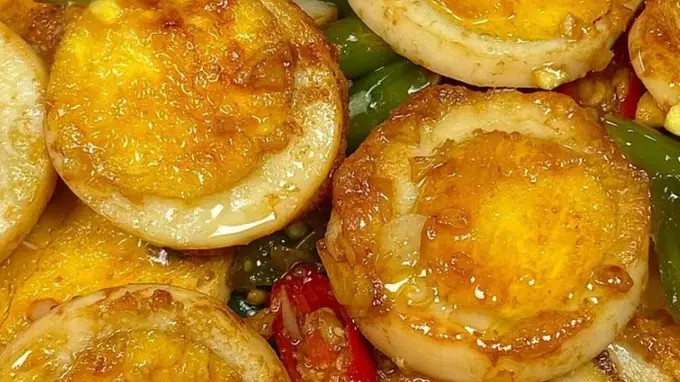 金钱蛋:金黄铜钱状的经典湘菜 煎炒后满屋飘香