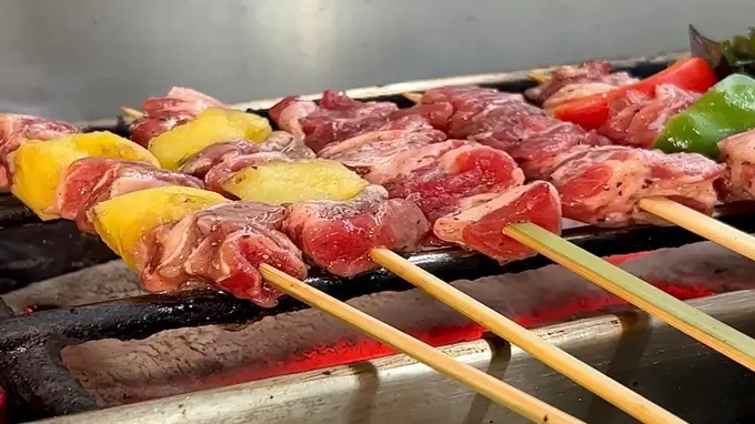 广州夜宵聚餐选烧烤认准连锁直营 烟火传奇遍布全城口味统一