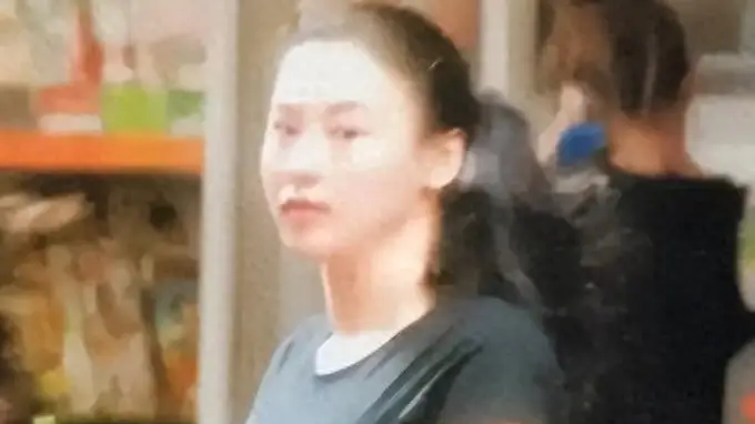 谢贤火化细节曝光，前妻崩溃痛哭，疑是张柏芝三胎生父引关注