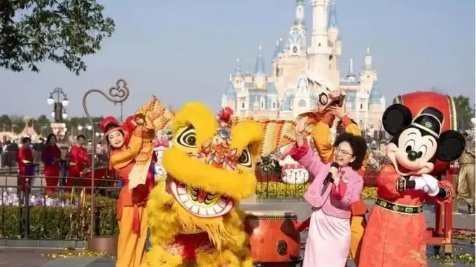 中产迪士尼之旅账单引热议 尊享卡酒店餐饮成烧钱重项