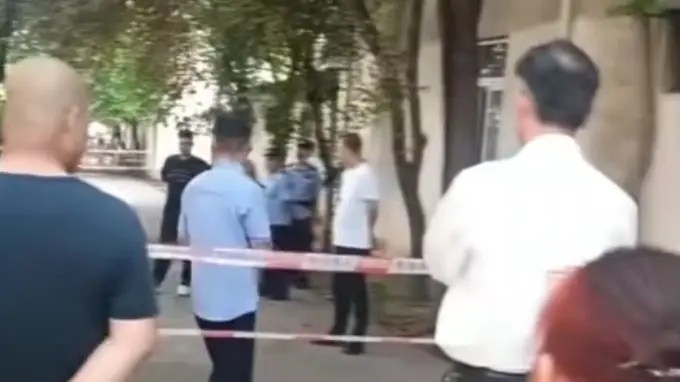陕西宝鸡永清村夫妇雷雨天触电身亡 儿子目睹双亲遇险后续协商进行中