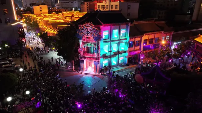 天上水·人间戏 衔月阁焕新夜演点亮天水古城
