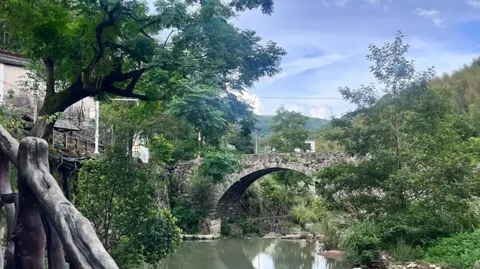 夏日清凉好去处 「泽源纸境」枕水而居推窗见溪