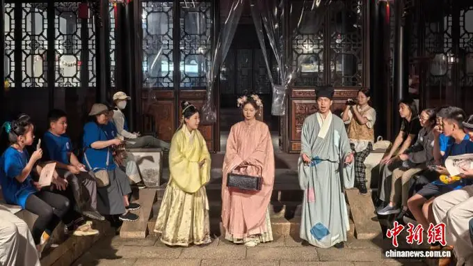 千年古镇同里开启《珍珠塔奇妙夜》夜游新模式 游客沉浸式体验水乡夜宴