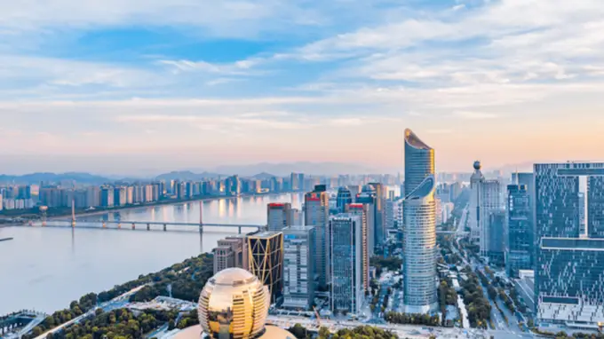 狂欢与坠落之后，杭州滨江豪宅何去何从