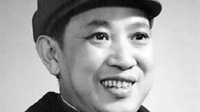 他曾任中办厅主任,揪斗过刘少奇、诬陷过朱德,晚年求康克清原谅