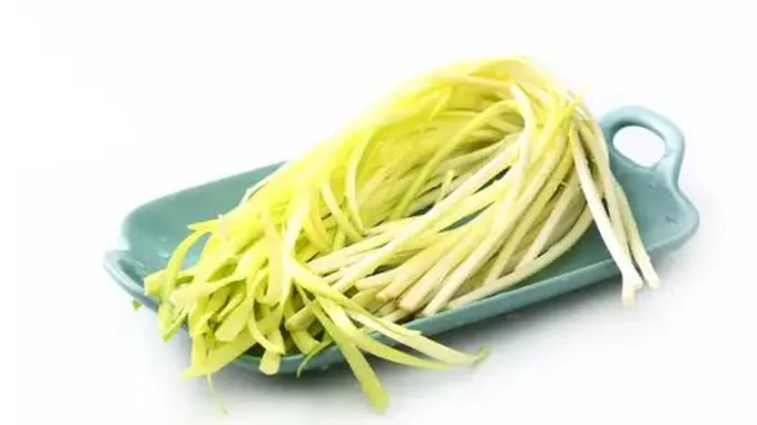 清炒韭黄 韭黄煎蛋 快手晚餐推荐 不宁腿患者饮食指南