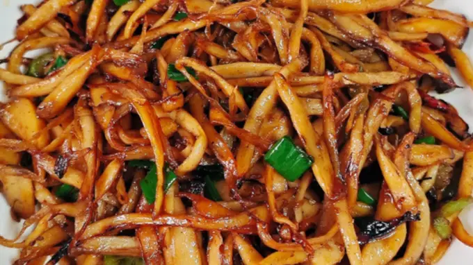 经典干煸杏鲍菇 手把手教你用焦香配料炒出米饭绝配