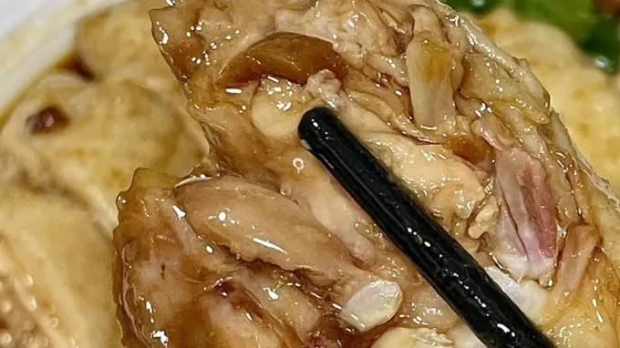 家常香油鸡广式做法 浸煮锁汁冰水泡皮