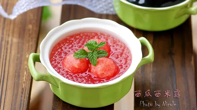 粉红西瓜西米露：盛夏清甜糖水，一口消解三伏燥热