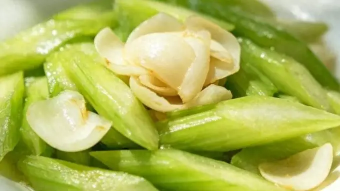 一吃就拉屎”的食物找到了！肠道通了，身体自然轻快