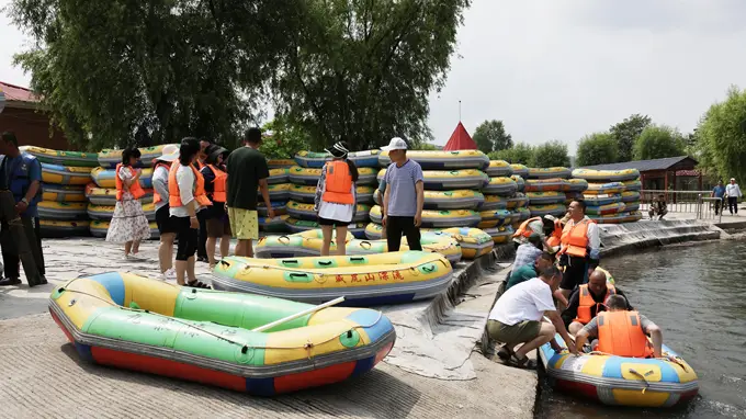 乘风逐浪赴林海，威虎山漂流开漂了