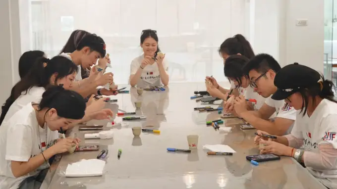 华侨带你游中国丨法国华侨华人新生代浙江行温州站收官 触摸非遗匠心 寻访伯温故里