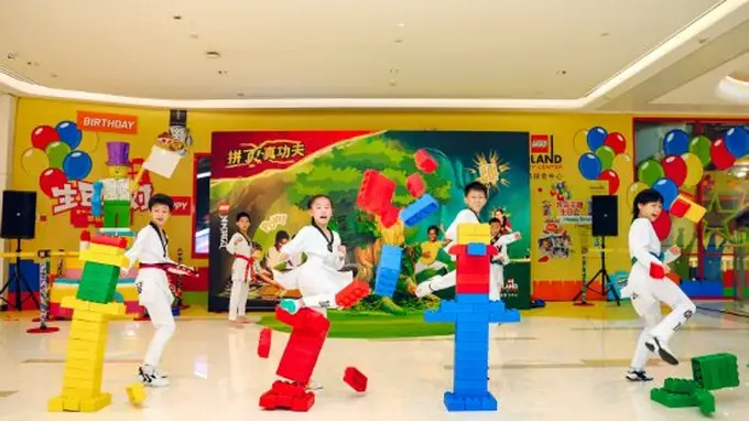 乐高探索中心十周年暑期活动三城同步启幕，299元单人年卡上线
