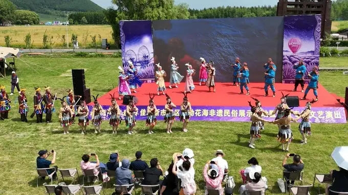 赫韵匠心点亮花海:佳木斯郊区打造沉浸式非遗文旅新场景