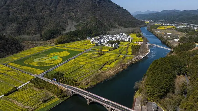 休宁旅行必打卡：齐云山道境寻幽 木梨硔云海筑梦