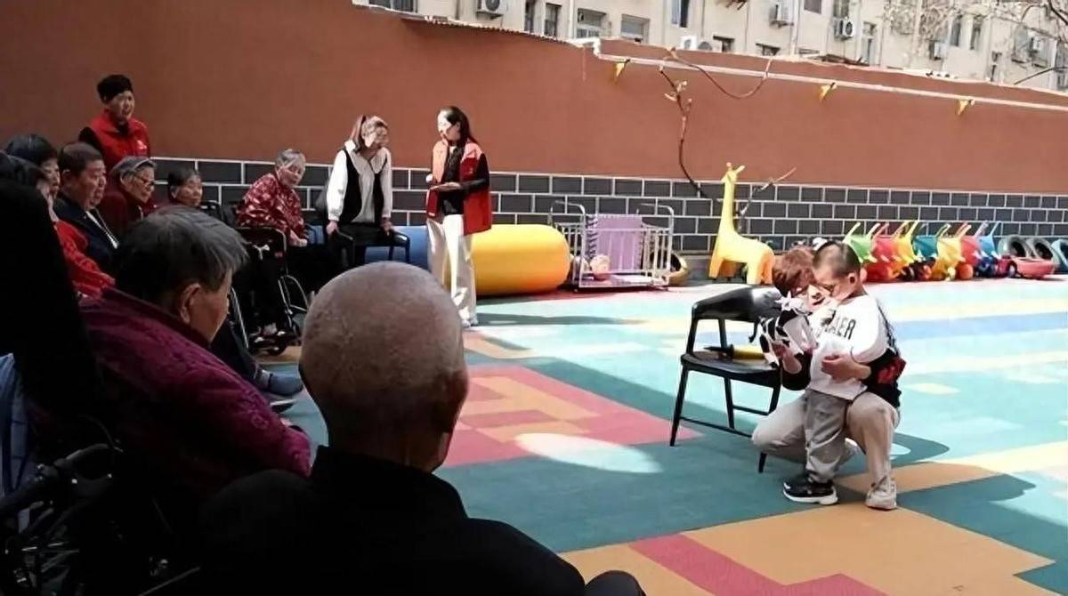 两年少了534万娃，幼儿园陷入寒冬，2024年会跌破4000万吗？