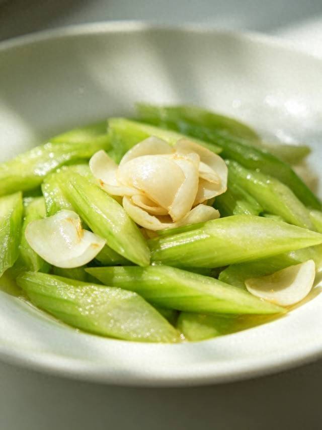 一吃就拉屎”的食物找到了！肠道通了，身体自然轻快
