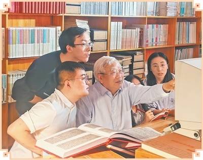 编撰通史 展现敦煌两千年风华（赓续历史文脉）